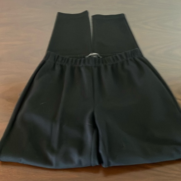 SALE Black St. John in extra small pull on pant . Made in Mexico. - Picture 1 of 9